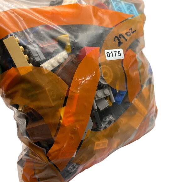 Mixed LEGO Bricks & Parts Assorted Lot 22 Oz Bulk in Zip Bag - Picture 2 of 5